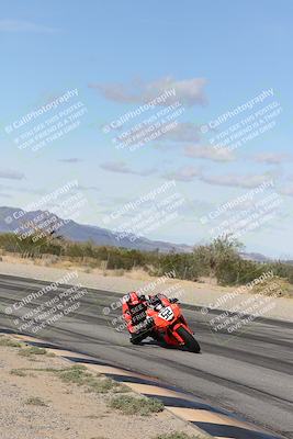 media/Nov-16-2025-Race Pace (Sun) [[8c5fa54630]]/Verified Riders/4-Turn 3 Inside (1050am)/